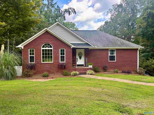 120 Bowman Dr, Leesburg, AL, 35983-3747 | Card Image