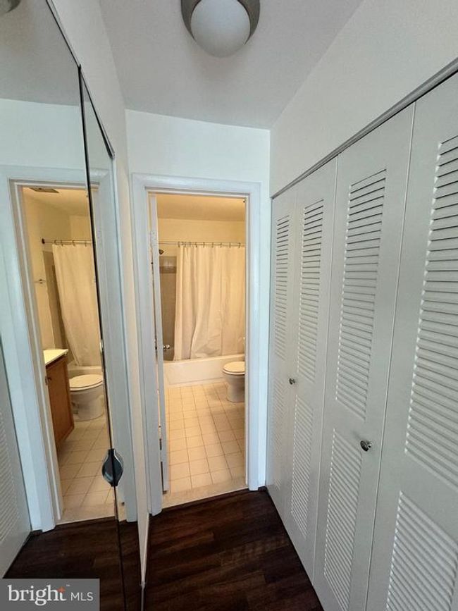 1702 - 1702 Ascot Way, Condo with 2 bedrooms, 2 bathrooms and null parking in RESTON VA | Image 77