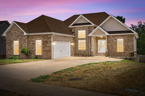 1640 Apache Way, Clarksville, TN, 37042-0708 | Card Image