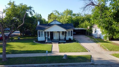 1826 W Avenue K, San Angelo, TX, 76901-4311 | Card Image
