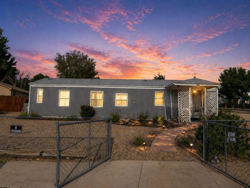 1742 Chamisa Ave Se, Los Lunas, NM, 87031-6799 | Card Image