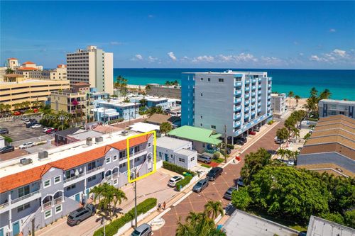 335 Virginia St, Hollywood, FL, 33019-2000 | Card Image