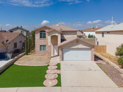 2405 Tierra Humeda Dr, El Paso, TX, 79938-4463 | Card Image