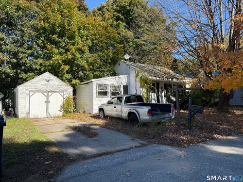 16 Russ Dr, Willimantic, CT, 06226-3726 | Card Image