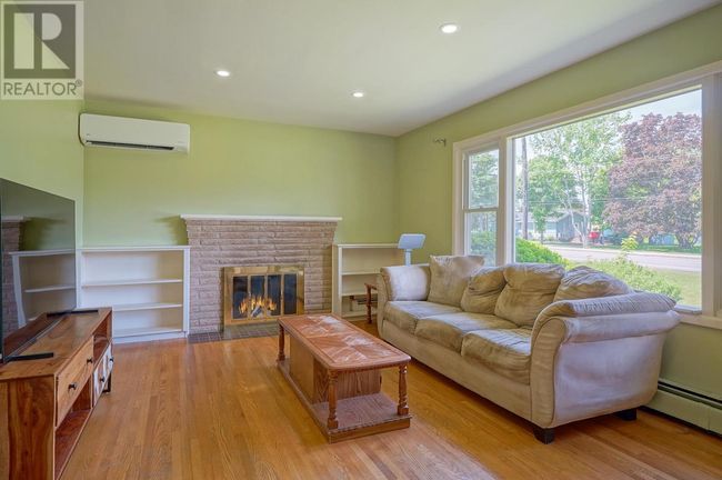30 Oak Dr, House other with 3 bedrooms, 2 bathrooms and null parking in Charlottetown PE | Image 4