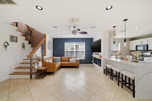 5722 Tiger Lilly Way, Houston, TX, 77085-3372 | Card Image