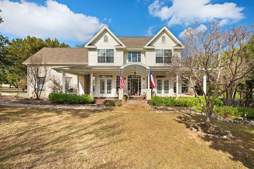 19045 Venture Dr, Lago Vista, TX, 78645-8713 | Card Image