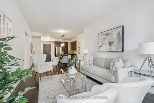 713-70 Roehampton Ave, Toronto, ON, M4P1R2 | Card Image