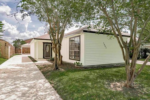 1967 Fountain Ave, Baton Rouge, LA, 70810-6734 | Card Image