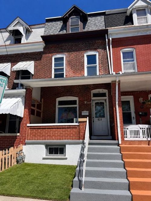 821 N New St, Allentown, PA, 18102-1431 | Card Image