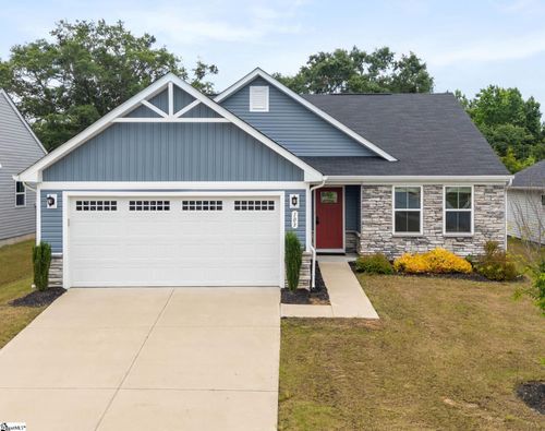 103 Oak Row Dr, Fountain Inn, SC, 29644-6190 | Card Image