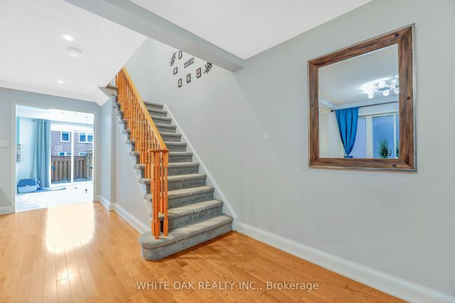 43 Sassafras Cir, House attached with 4 bedrooms, 4 bathrooms and 2 parking in Thornhill ON | Image 18