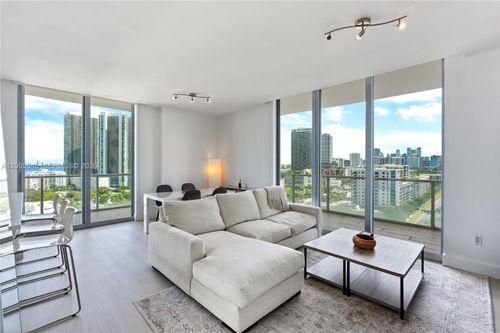 h1711-3470 E Coast Ave, Miami, FL, 33137-4223 | Card Image