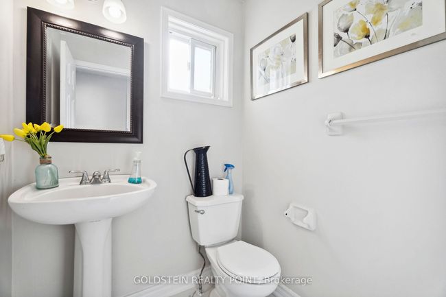 67 Hartrick Pl, House other with 4 bedrooms, 3 bathrooms and 3 parking in Whitby ON | Image 21