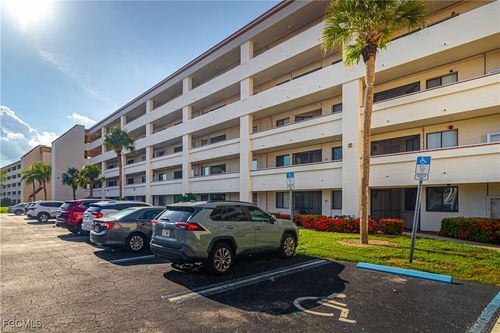 apt-203-7410 Lake Breeze Dr, FORT MYERS, FL, 33907-8054 | Card Image