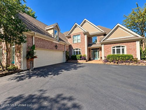 12520 Whispering Pines Drive, Olive Branch, MS, 38654 | Card Image