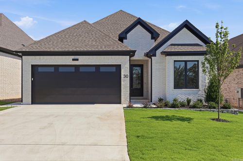 30 Mountain Brook Rd, Little Rock, AR, 72223-4840 | Card Image
