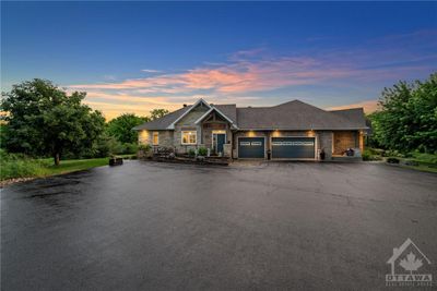 37 Fairhaven Pl, House other with 7 bedrooms, 4 bathrooms and 12 parking in Arnprior ON | Image 1