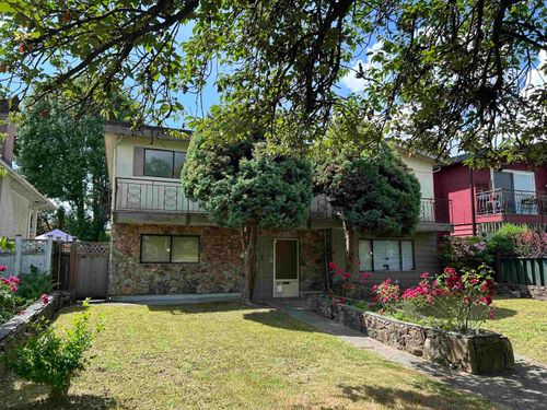2514 E 49th Ave, Vancouver, BC, V5S1J5 | Card Image