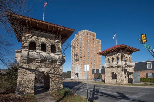 apt-12b-2306 Park Place Ave, Fort Worth, TX, 76110-6626 | Card Image