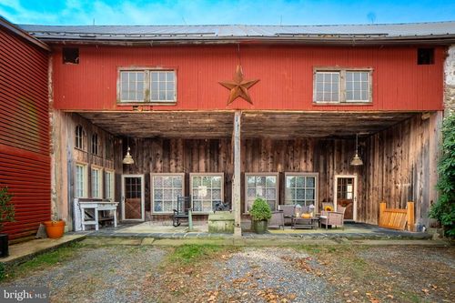 332 Reading Furnace Rd, ELVERSON, PA, 19520-9024 | Card Image