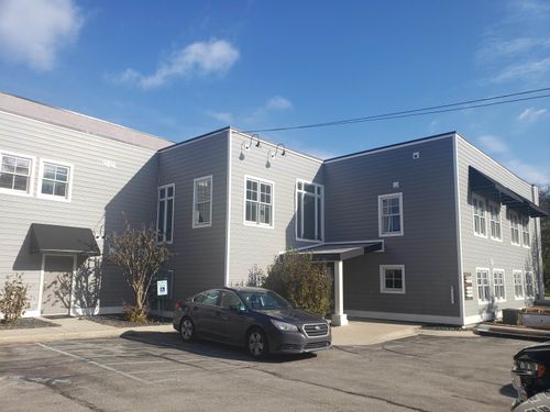 805 W Front St, Traverse City, MI, 49684-2499 | Card Image