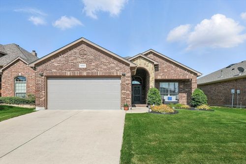 10200 Wildfowl Dr, Fort Worth, TX, 76177-3531 | Card Image