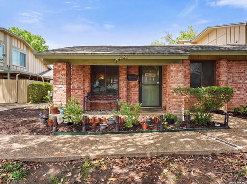 9622 Covey Ridge Ln, Austin, TX, 78758-5806 | Card Image