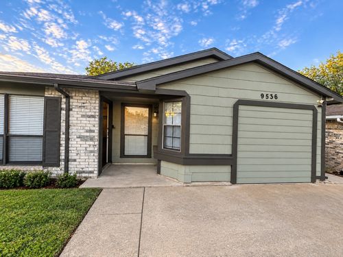 9536 Culberson St, Dallas, TX, 75227-5073 | Card Image