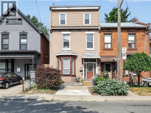 69 Victoria Ave N, Hamilton, ON, L8L5E3 | Card Image