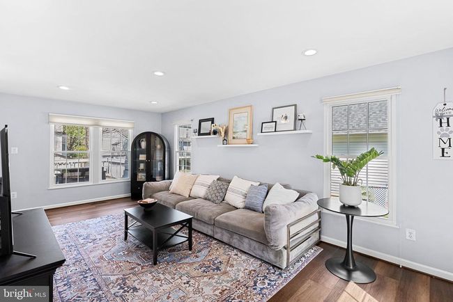 20755 Citation Dr, House other with 3 bedrooms, 4 bathrooms and null parking in ASHBURN VA | Image 7