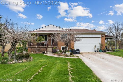 13799 31 Mile Rd, Washington Twp, MI, 48095-1506 | Card Image