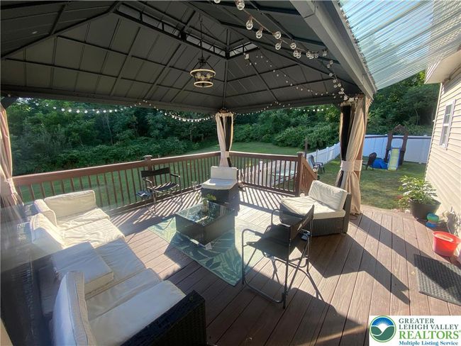 321 Charles St, House other with 3 bedrooms, 3 bathrooms and null parking in Scranton PA | Image 5
