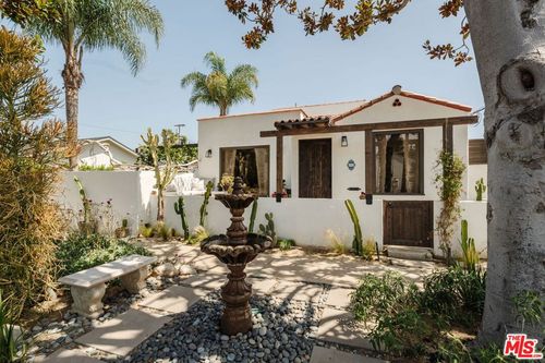 1622 Glyndon Ave, Venice, CA, 90291-2922 | Card Image