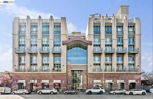 208-423 7th St, Oakland, CA, 94607-6544 | Card Image