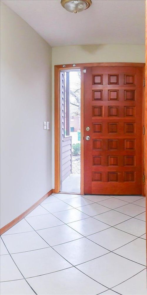 12510 Parkwood Dr, Burnsville, MN, 55337-2990 | Card Image