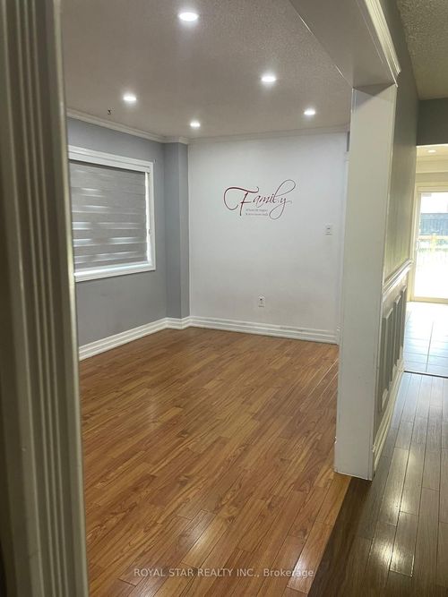 118 Tiller Trail, Brampton, ON, L6X4S8 | Card Image