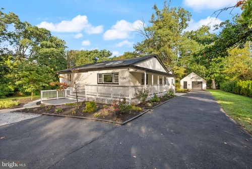 7324 Auburn St, ANNANDALE, VA, 22003-5820 | Card Image