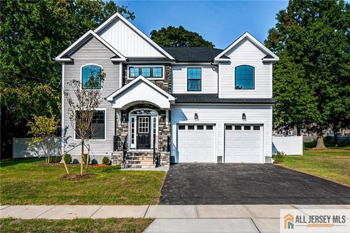 10 Hector Ave, Edison, NJ, 08817-3909 | Card Image