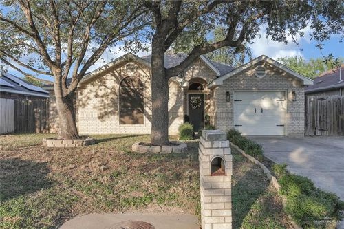 1005 Blake St, Mission, TX, 78572-3536 | Card Image