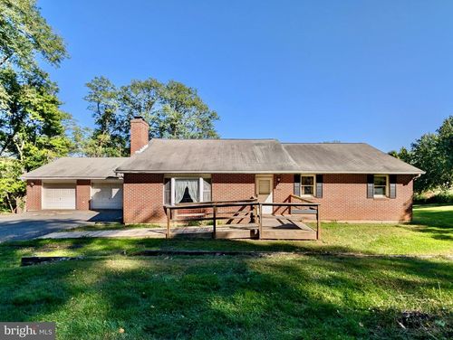 2507 Alpine Drive, HELLERTOWN, PA, 18055 | Card Image