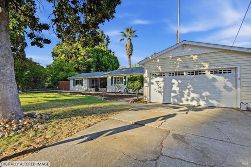 1020 Broadmoor Dr, Napa, CA, 94558-4157 | Card Image