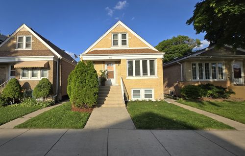 4855 S Tripp Avenue, Chicago, IL, 60632 | Card Image