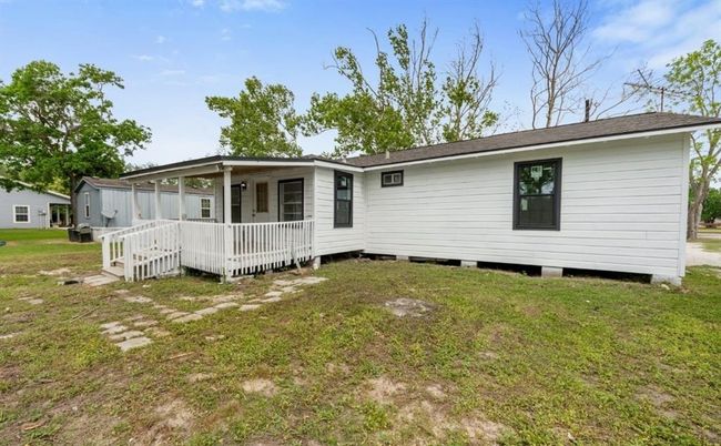 1170 County Road 284, House other with 3 bedrooms, 1 bathrooms and null parking in Alvin TX | Image 22