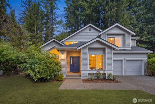 25700 Se 35th Pl, Sammamish, WA, 98029-5706 | Card Image
