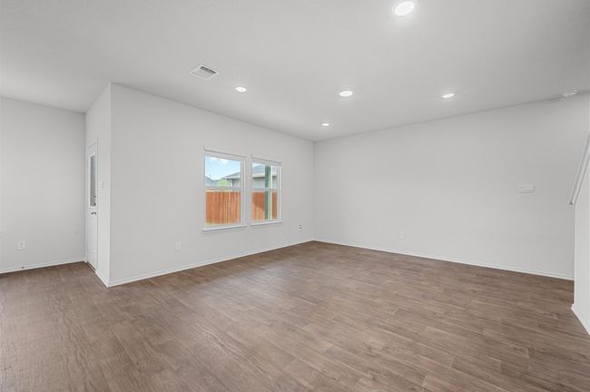 164 Frogmore Loop, House other with 4 bedrooms, 3 bathrooms and 2 parking in Uhland TX | Image 8