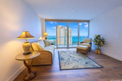 apt-2304-1189 Waimanu St, Honolulu, HI, 96814-4175 | Card Image
