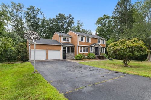 4 Hadley Rd, Lexington, MA, 02420-1438 | Card Image