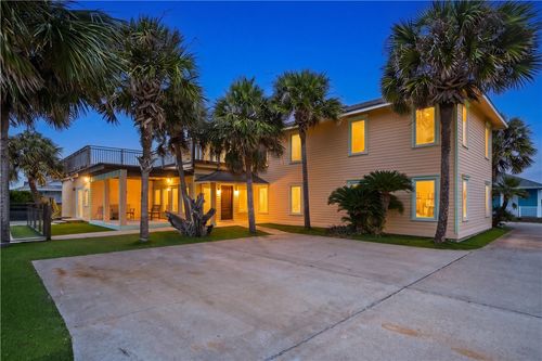 400 S 12th St, Port Aransas, TX, 78373 | Card Image