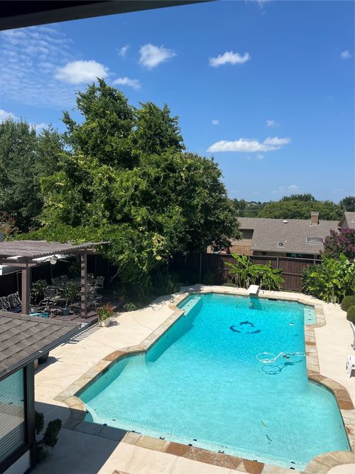 2822 Colleen Dr, Garland, TX, 75043-1215 | Card Image